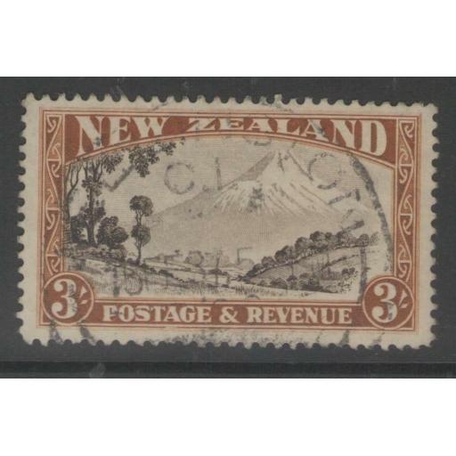 NEW ZEALAND SG569 1935 3/= CHOCOLATE & YELLOW-BROWN p13-14x13½ USED
