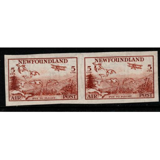 NEWFOUNDLAND SG230a 1933 5c RED-BROWN IMPERF PAIR MNH