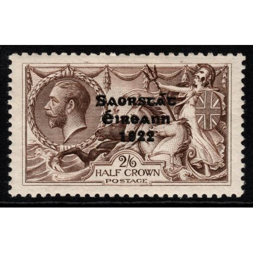 IRELAND SG86c 1927 2/6 CHOCOLATE BROWN WITH FLATE ACCENT ON A MTD MINT